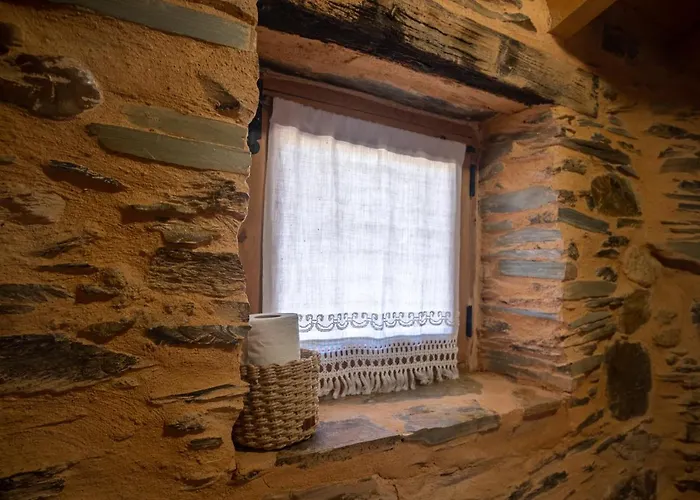 Alojamento de Turismo Rural Xisto Sentido Martim Branco