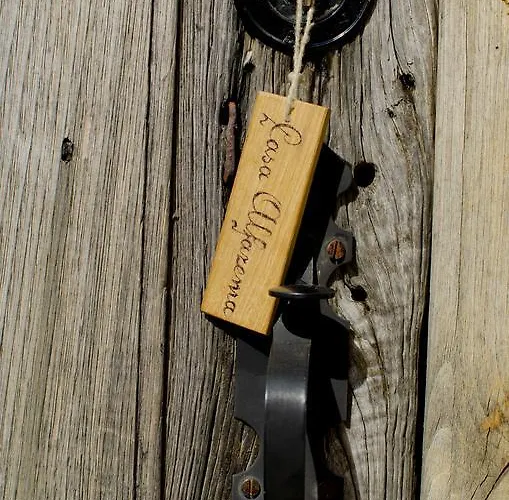 Alojamento de Turismo Rural Xisto Sentido *