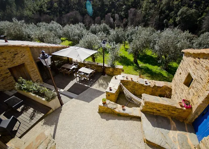 Alojamento de Turismo Rural Xisto Sentido *